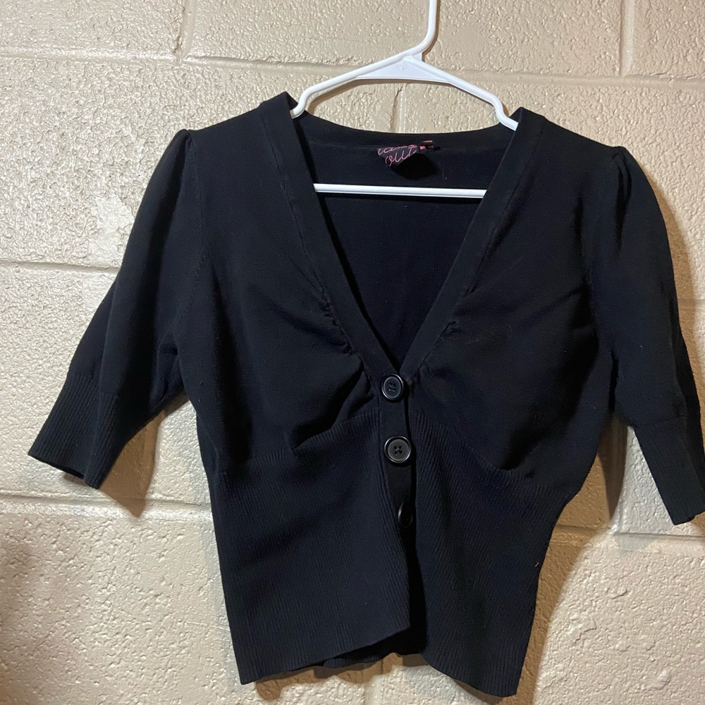 Take out black half cardigan size extra large